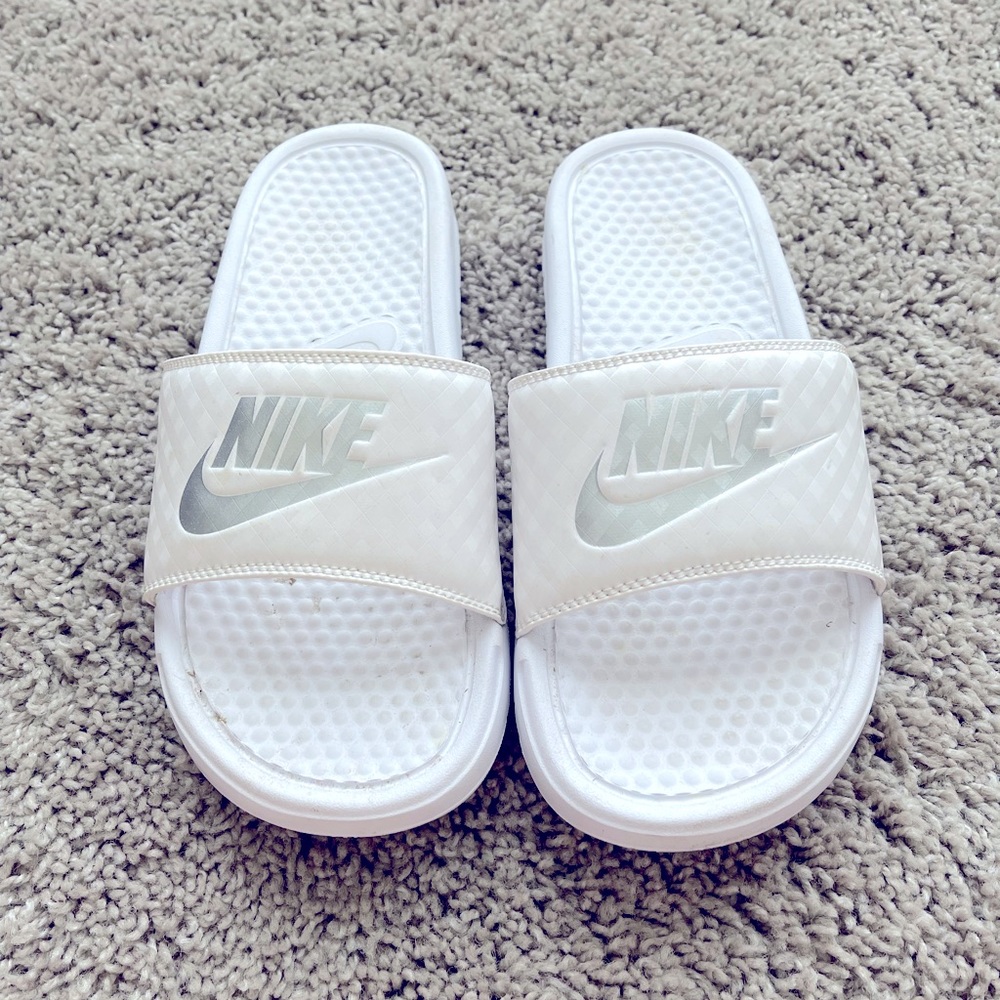 Nike slides